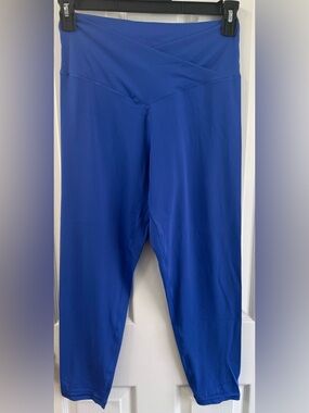 aerie Offline High-Rise 7/8 crossover Leggings